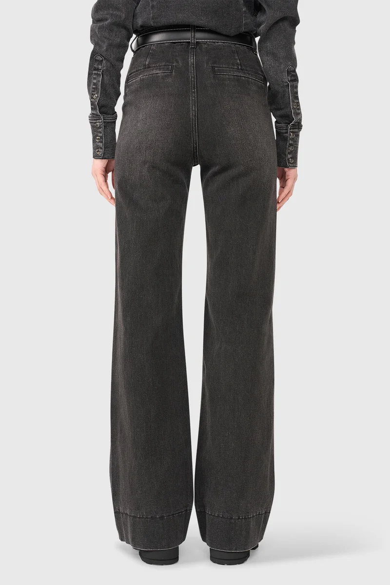 Jagger Black 506