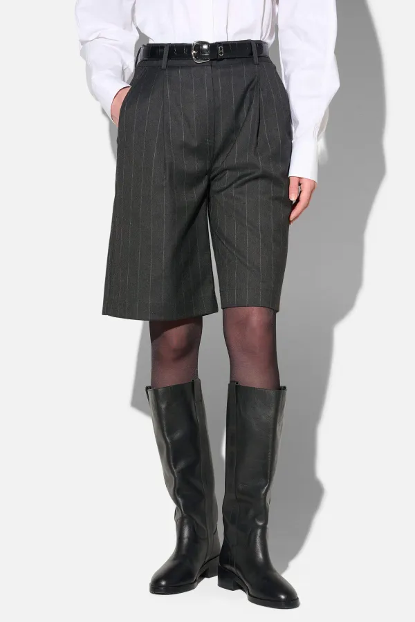 Shorts Broek Dames Rechte Pijp Zwart Krijtstreep Lou